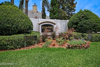 2203 Cavalry Blvd, Jacksonville, FL 32246