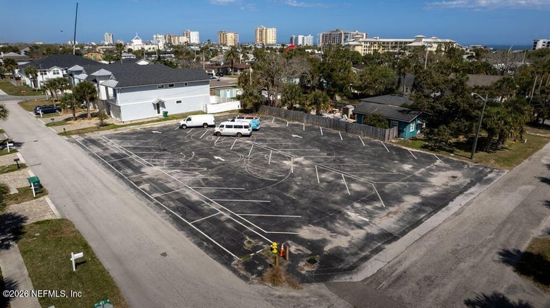 435 3rd Ave, Jacksonville Beach, FL 32250