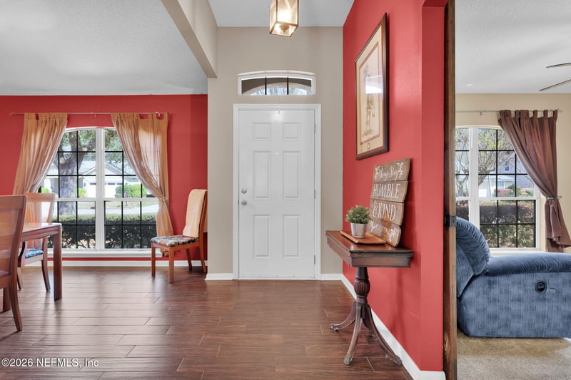 13696 Devan Lee Dr, Jacksonville, FL 32226