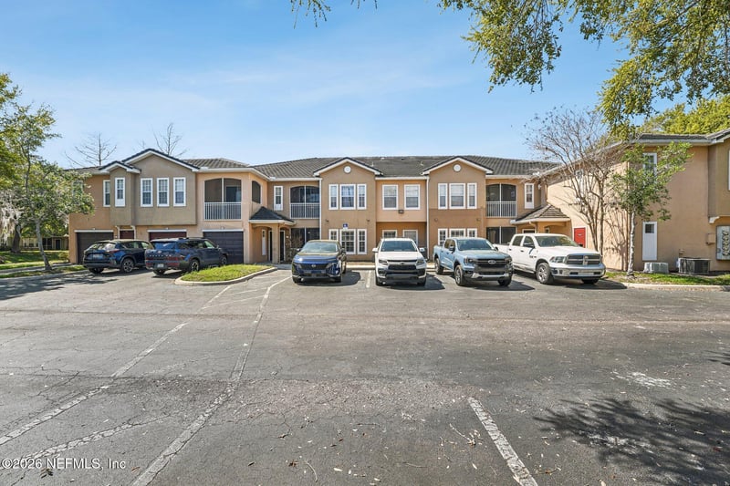 10075 Gate Pw #2203, Jacksonville, FL 32246