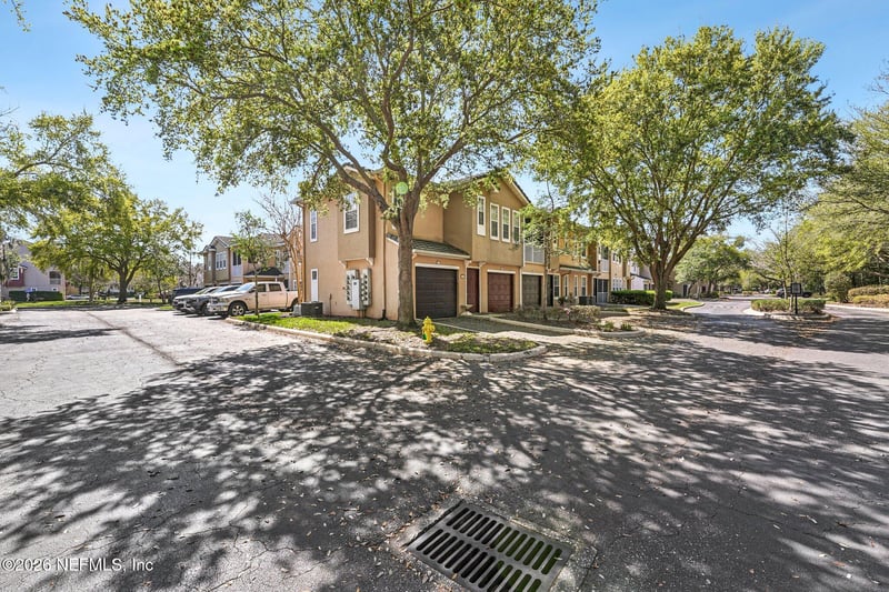 10075 Gate Pw #2203, Jacksonville, FL 32246