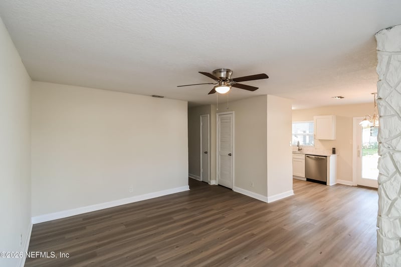 3348 Phyllis St, Jacksonville, FL 32205