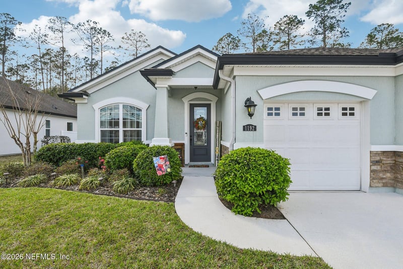 1192 Orchard Oriole Pl, Middleburg, FL 32068