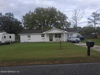 906 Jacqueline Cir, Macclenny, FL 32063