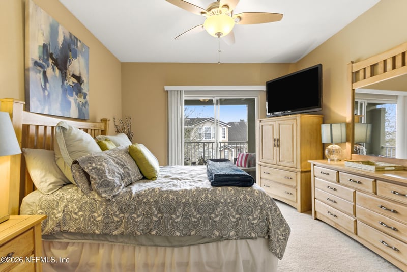 10075 Gate Pw #207, Jacksonville, FL 32246