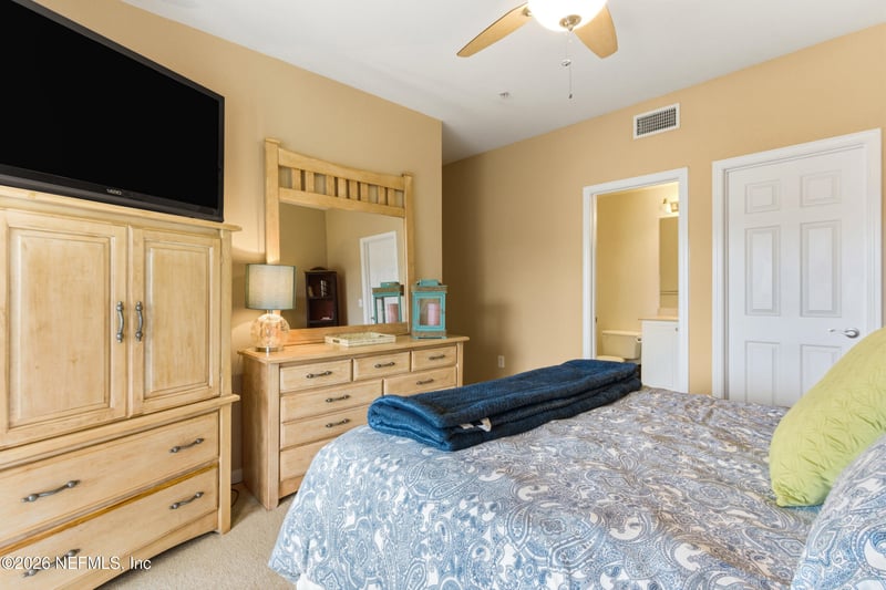 10075 Gate Pw #207, Jacksonville, FL 32246