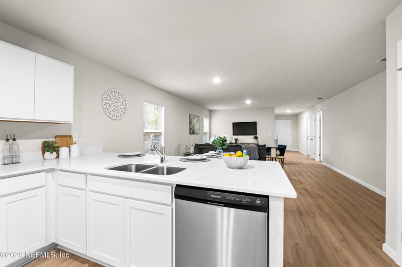 423 61st St, Jacksonville, FL 32208