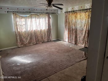 211 Saturn Ln, Orange Park, FL 32073