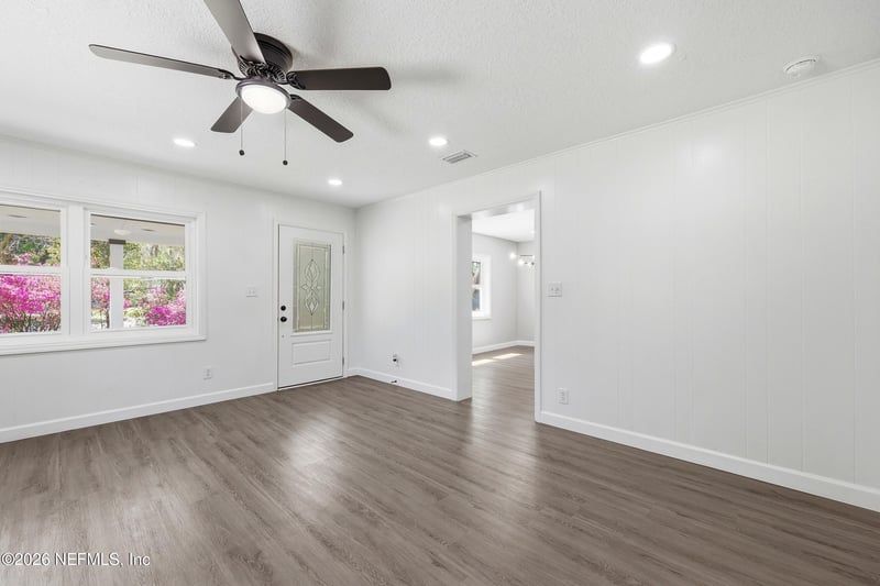 3675 Nicholas Cir, Jacksonville, FL 32207