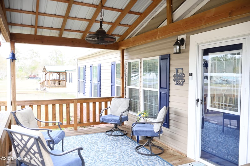 11767 Faye Rd, Macclenny, FL 32063