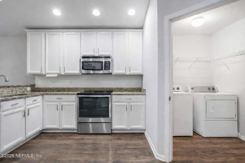 373 New England Dr, Elkton, FL 32033