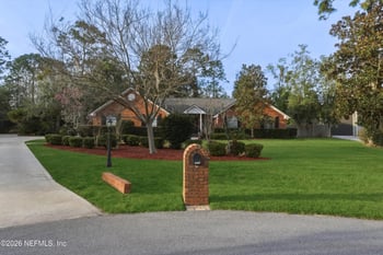 1977 Falcon Ct, St Johns, FL 32259
