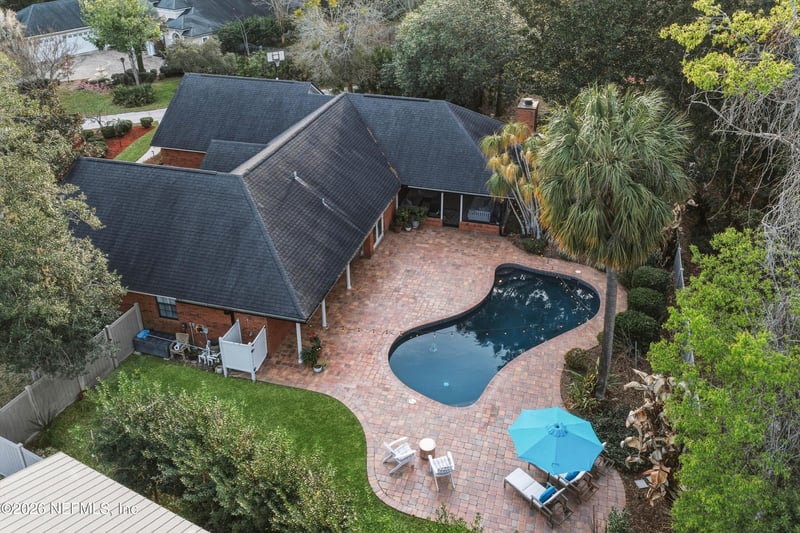 1977 Falcon Ct, St Johns, FL 32259