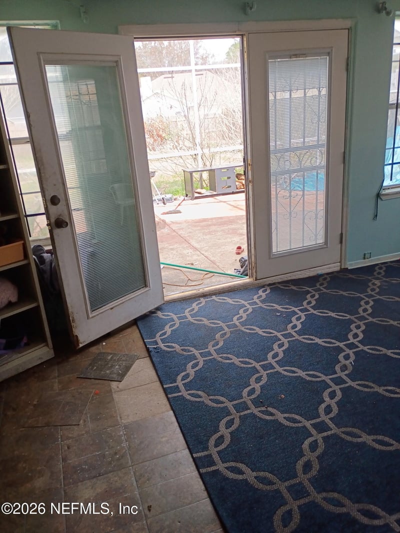 8265 Dover Cliff Ct, Jacksonville, FL 32244