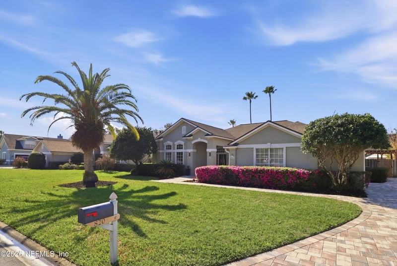 820 Lotus Ln, Jacksonville, FL 32259
