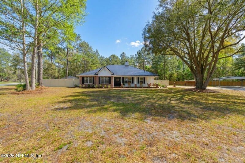 129 Grassy Ln, Palatka, FL 32177