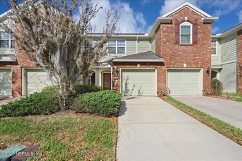 7032 Roundleaf Dr, Jacksonville, FL 32258