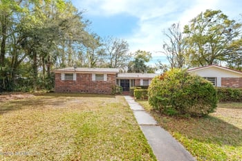8648 Howell Dr, Jacksonville, FL 32208