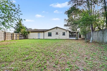 8374 Chessman Ct, Jacksonville, FL 32244