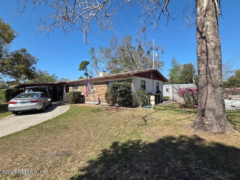 295 Bonnlyn Dr, Orange Park, FL 32073