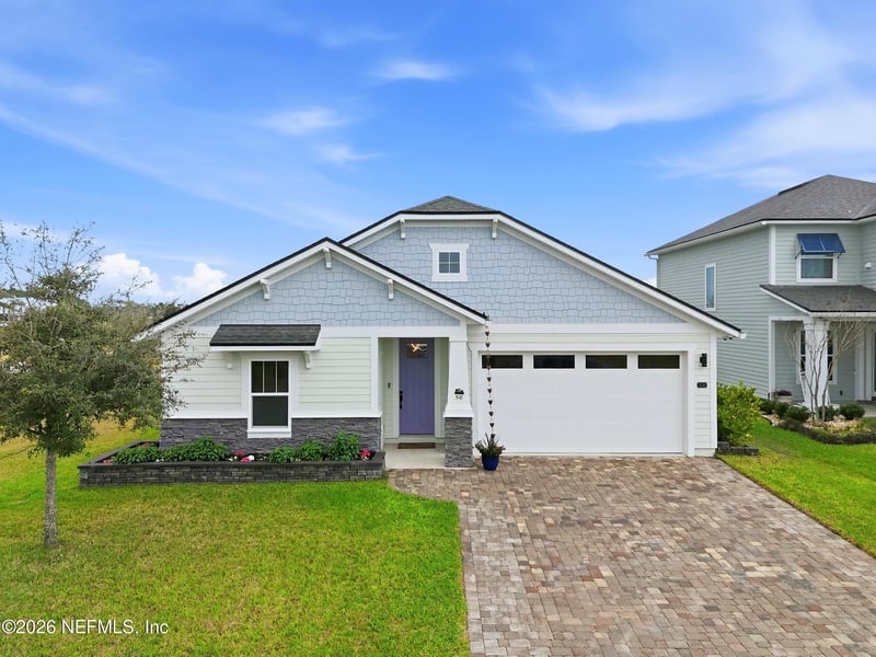 518 Silverleaf Village Dr, St Johns, FL 32092