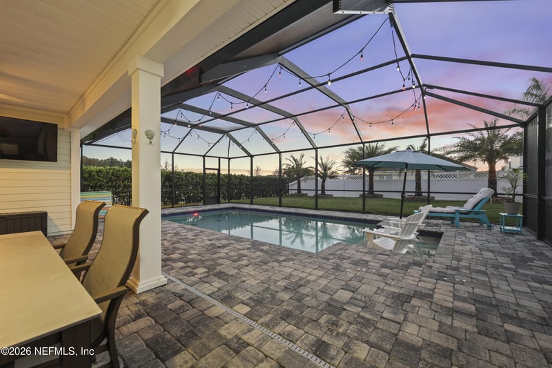 518 Silverleaf Village Dr, St Johns, FL 32092