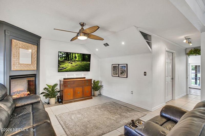 8160 Wendover Rd, St Augustine, FL 32092