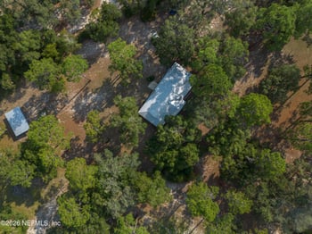 8453 Nittany Dr, Melrose, FL 32666