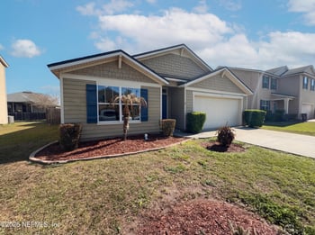 3851 Falcon Crest Dr, Green Cove Springs, FL 32043