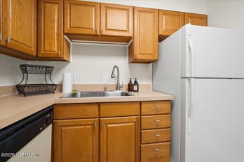 1071 Edgewood Ave #406, Jacksonville, FL 32205