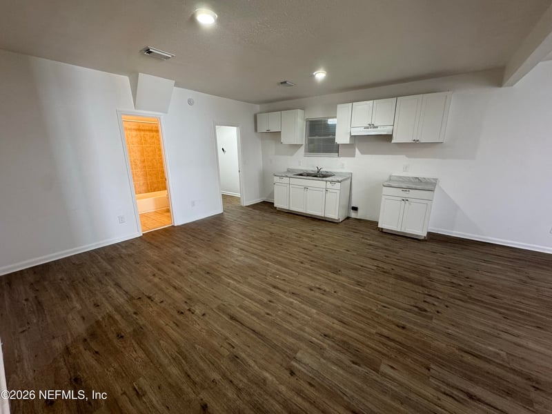 34 La Main Ct, Jacksonville, FL 32204