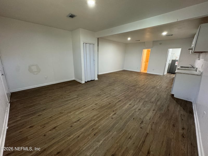 34 La Main Ct, Jacksonville, FL 32204