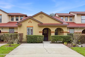 305 Redwood Ln, St Johns, FL 32259