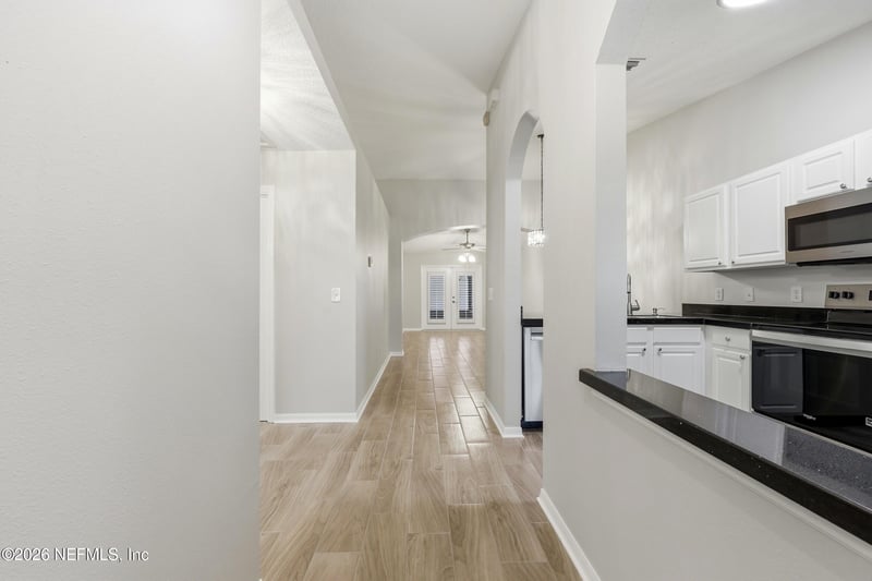 305 Redwood Ln, St Johns, FL 32259