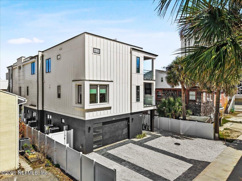 118 13th Ave #103 C, Jacksonville Beach, FL 32250