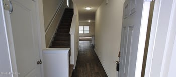 8279 Meadow Walk Ln, Jacksonville, FL 32256