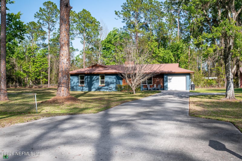 380 Stokes Landing Rd, Palatka, FL 32177