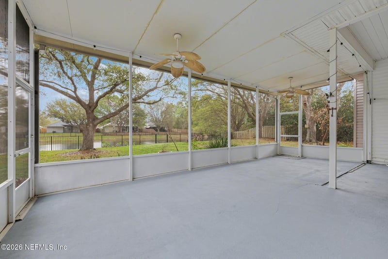 276 Village Green Ave, St Johns, FL 32259