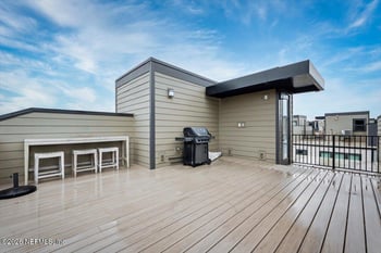 1616 Piazza Pl, Jacksonville, FL 32207