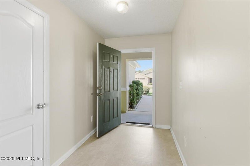 12345 Bristol Creek Dr, Jacksonville, FL 32218