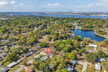 5933 Green Hill Ln, Jacksonville, FL 32211