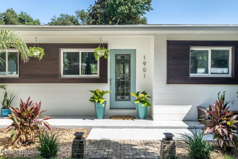 1901 Tanglewood Rd, Jacksonville Beach, FL 32250