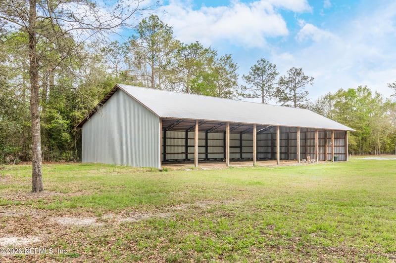 5932 Woodlawn Rd, Macclenny, FL 32063