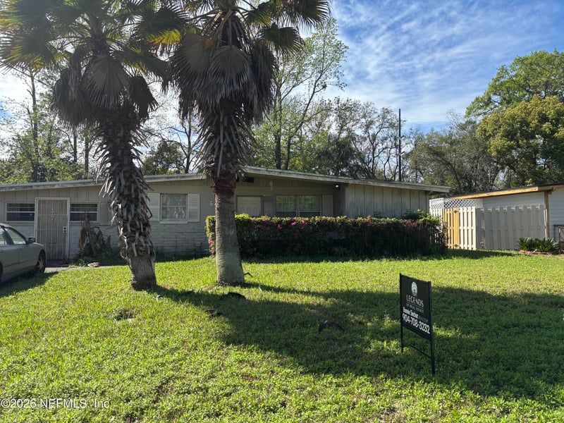 6928 Arques Rd, Jacksonville, FL 32205