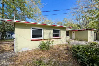 7227 Wendy Cir, Jacksonville, FL 32211