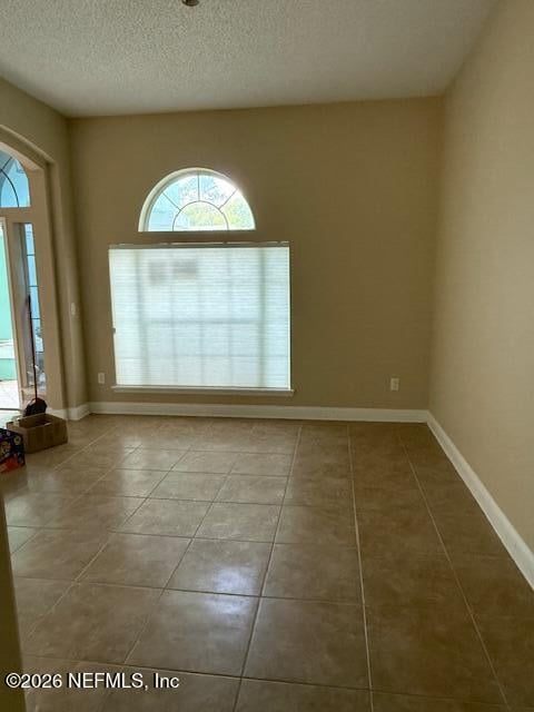 2044 Oak Glen Rd, Jacksonville, FL 32218