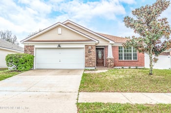 4631 Glendas Meadow Dr, Jacksonville, FL 32210