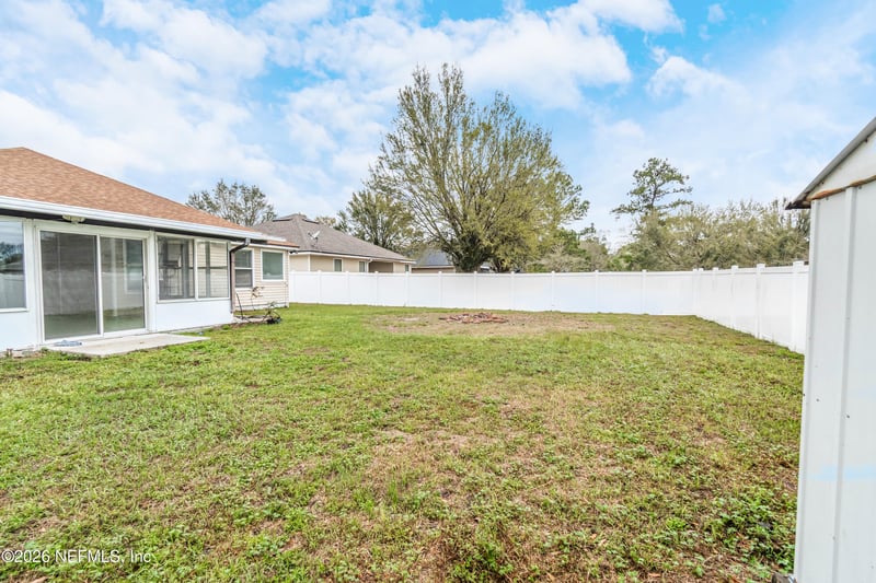 4631 Glendas Meadow Dr, Jacksonville, FL 32210