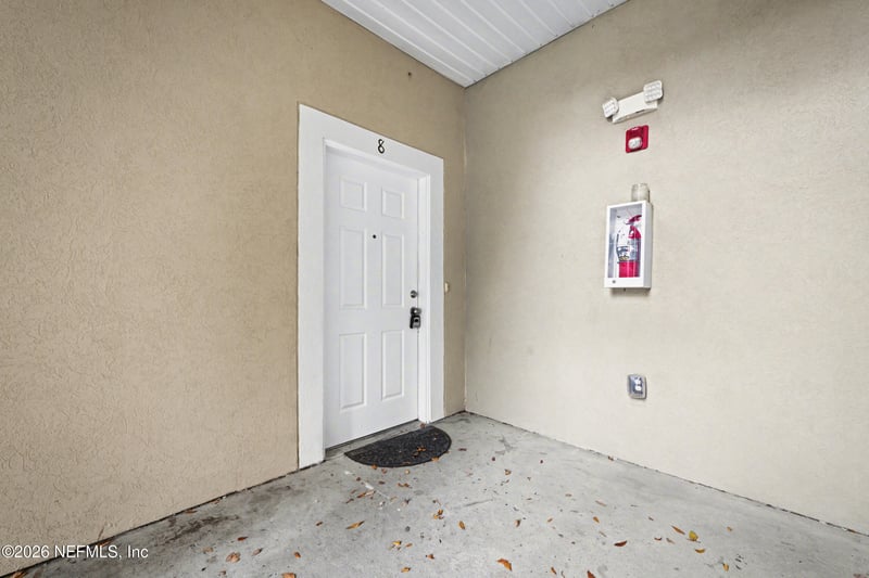 5050 Playpen Dr #8, Jacksonville, FL 32210