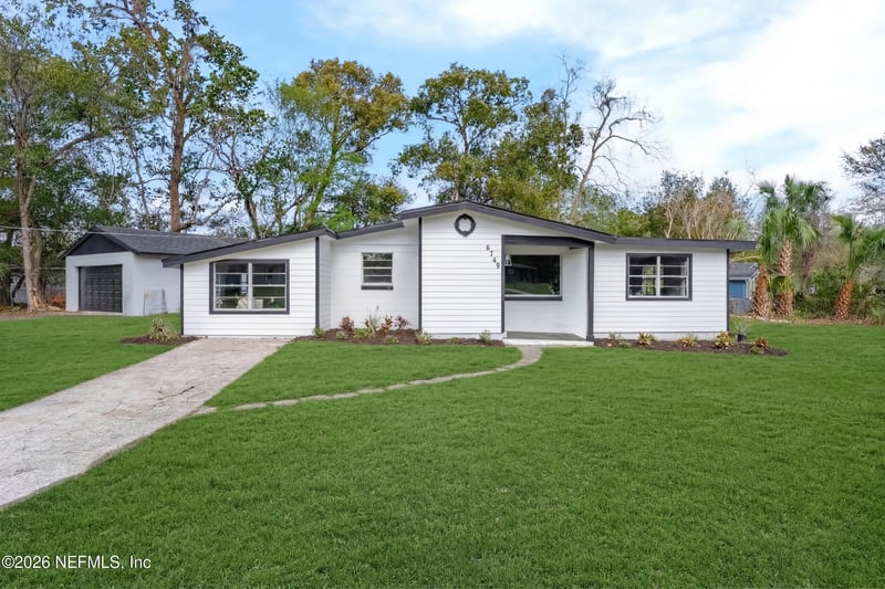 6749 Mopsy Ln, Jacksonville, FL 32210